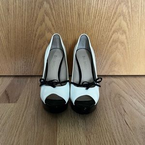 Bow Pumps